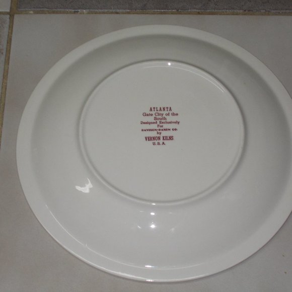 Atlanta Gate City Decorative Plate  approximately 10.5"x10.5" - Picture 5 of 6